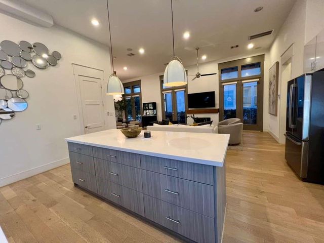 9811 Mocking Bird Hill Lane, Houston, TX 77080