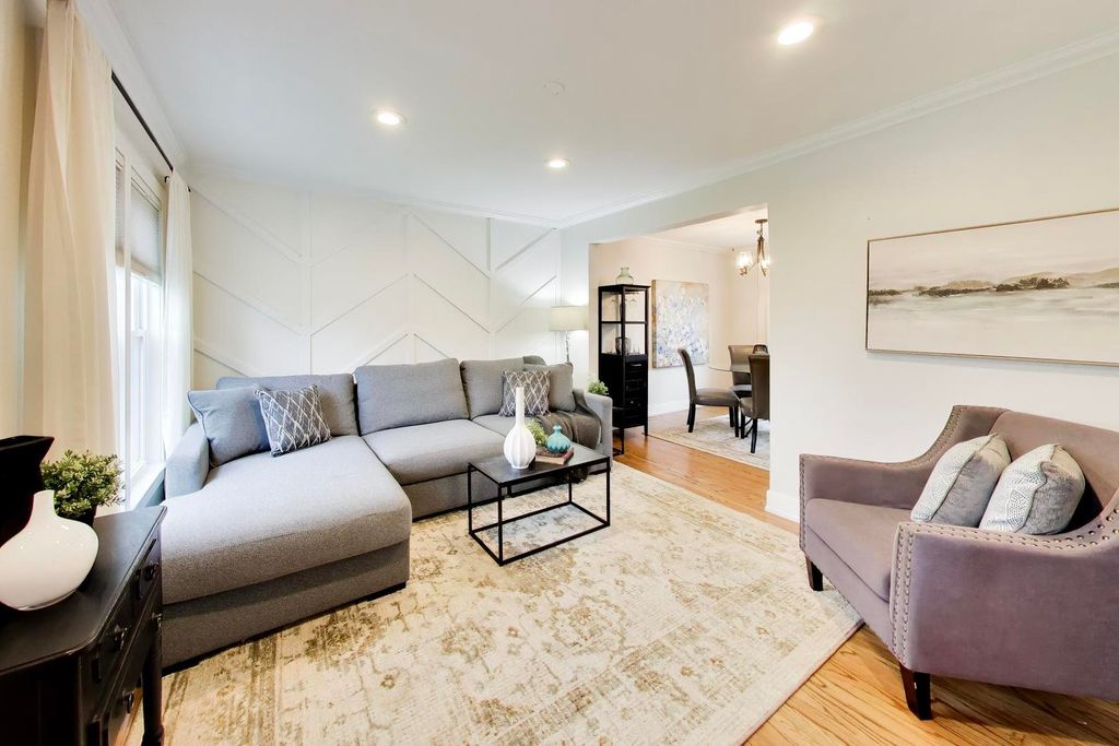 5309 N Oconto Avenue, Chicago, IL 60656 — photo 2