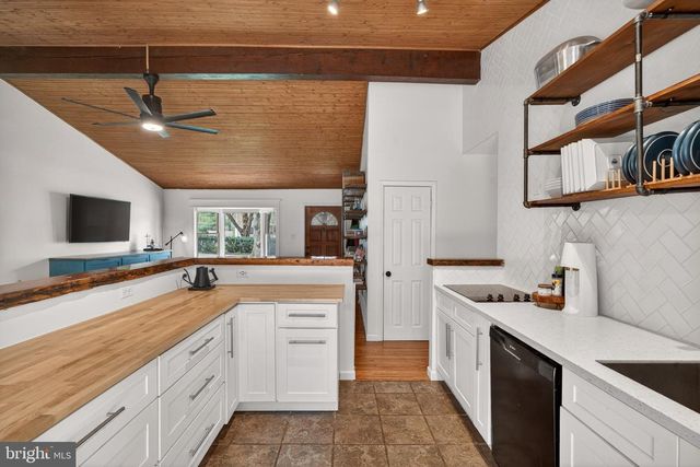 1119 CAROLINA, West Chester, PA 19380