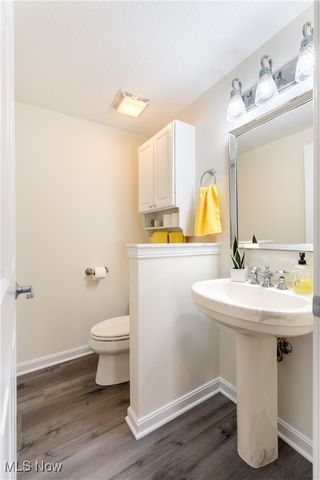 259 Oak Drive NW, North Canton, OH 44720