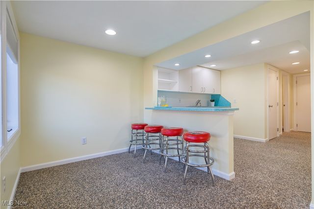 259 Oak Drive NW, North Canton, OH 44720