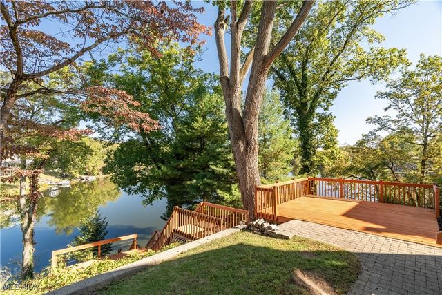 259 Oak Drive NW, North Canton, OH 44720