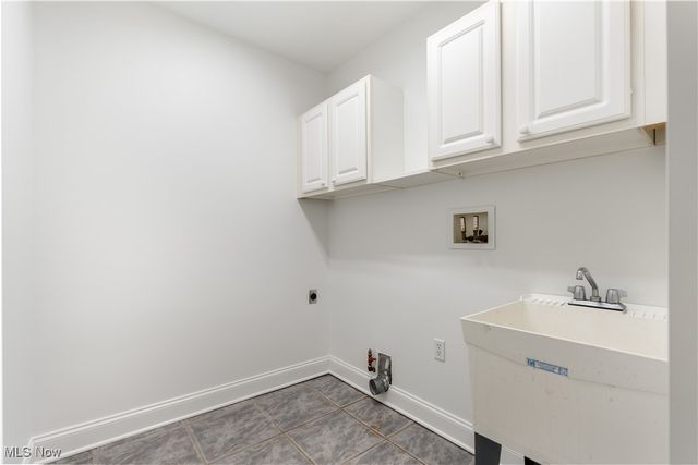 259 Oak Drive NW, North Canton, OH 44720