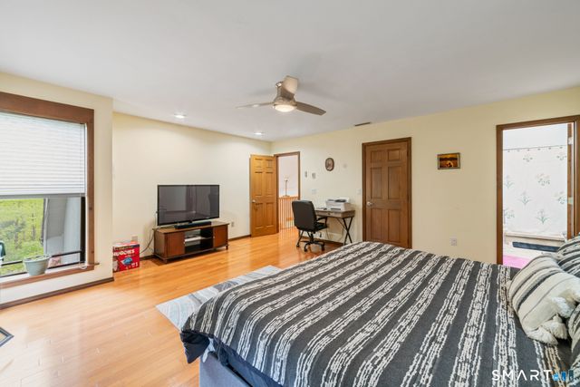 26 Vidich Lane, Naugatuck, CT 06770