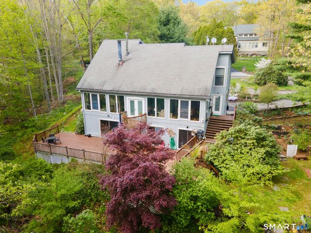 26 Vidich Lane, Naugatuck, CT 06770