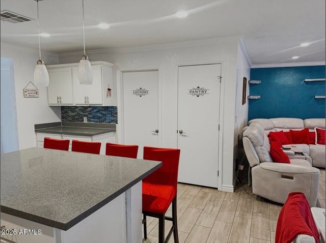7135 W FLOWER Street, Phoenix, AZ 85033