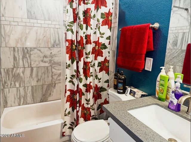 7135 W FLOWER Street, Phoenix, AZ 85033