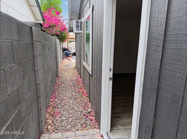 7135 W FLOWER Street, Phoenix, AZ 85033