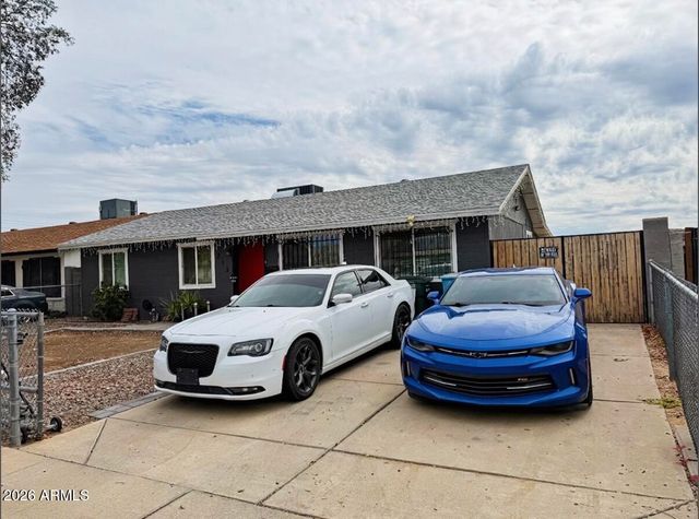7135 W FLOWER Street, Phoenix, AZ 85033