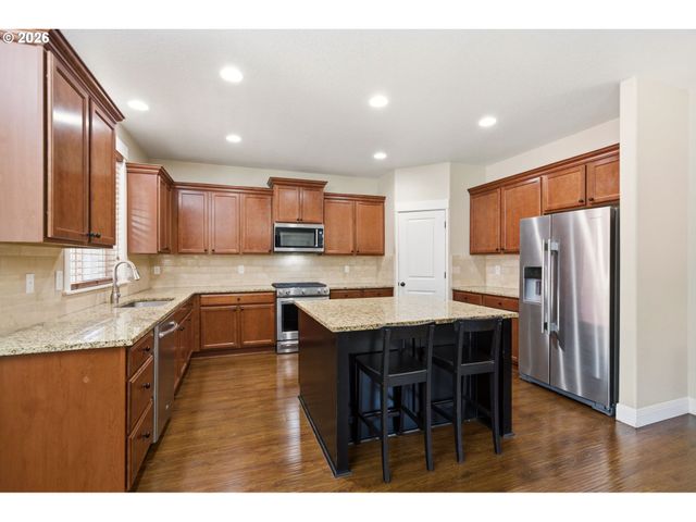14734 PURPLE ASH Way, Oregon City, OR 97045