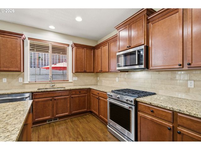 14734 PURPLE ASH Way, Oregon City, OR 97045