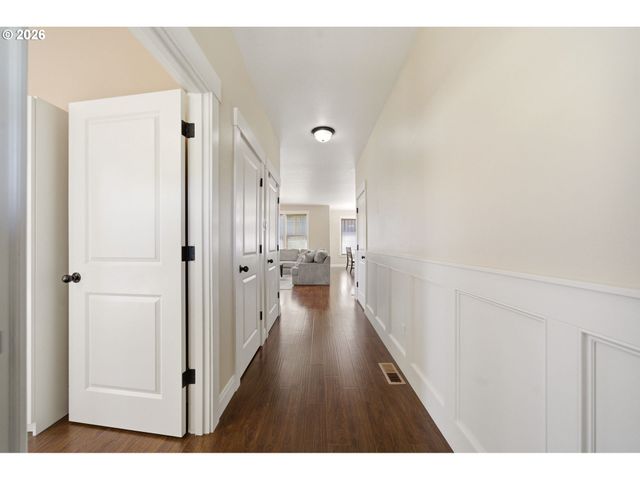 14734 PURPLE ASH Way, Oregon City, OR 97045
