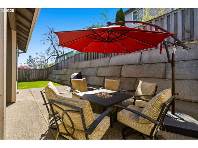 14734 PURPLE ASH Way, Oregon City, OR 97045