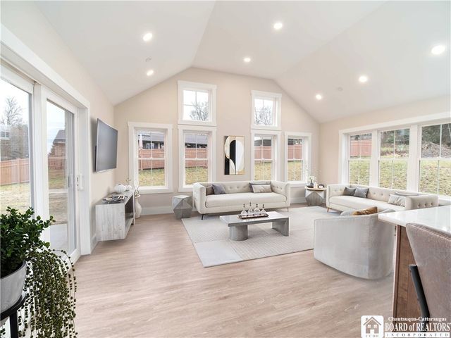 113 Warwick Road, Ellicott, NY 14701