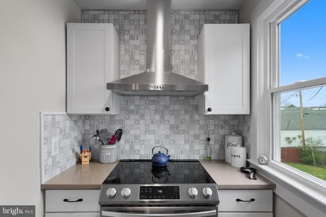 118 W EDMONDSON ST, Culpeper, VA 22701
