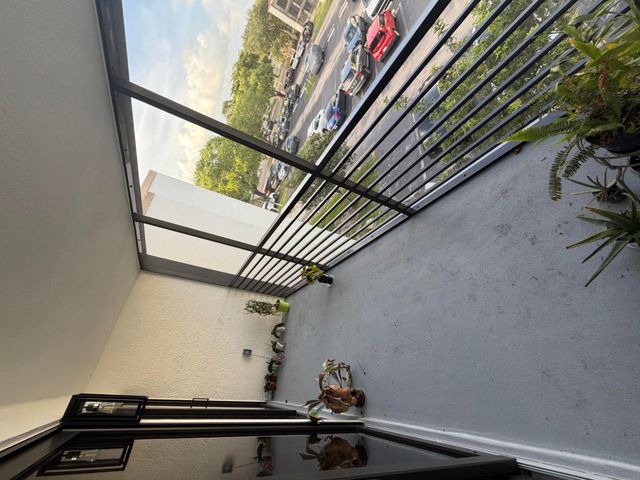 4040 N Hills Drive 35, Hollywood, FL 33021