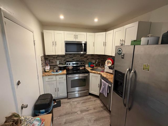 4040 N Hills Drive 35, Hollywood, FL 33021