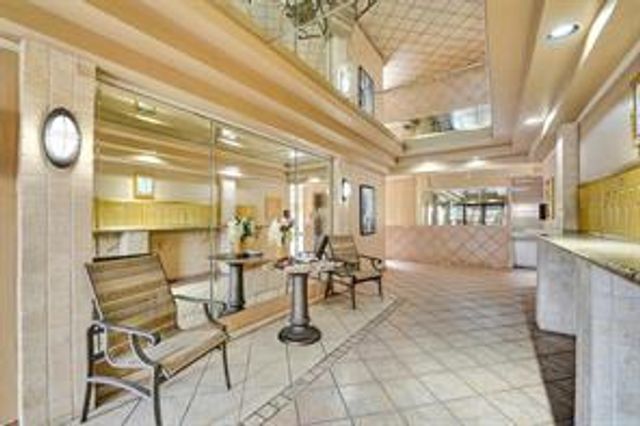 4040 N Hills Drive 35, Hollywood, FL 33021
