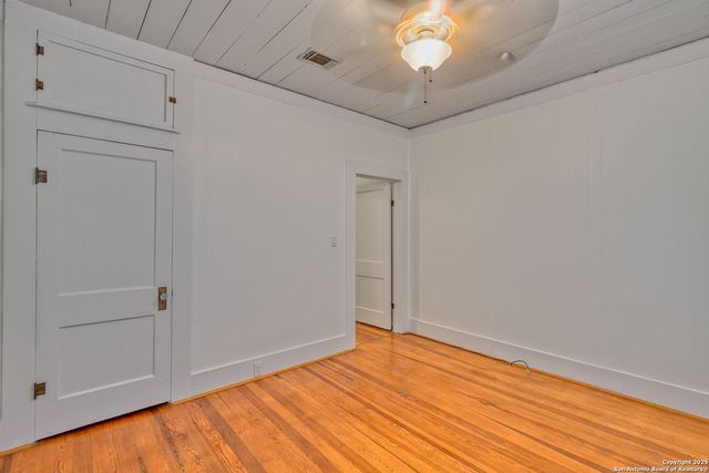 8 WILDWOOD TRL, New Braunfels, TX 78130