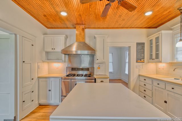 8 WILDWOOD TRL, New Braunfels, TX 78130