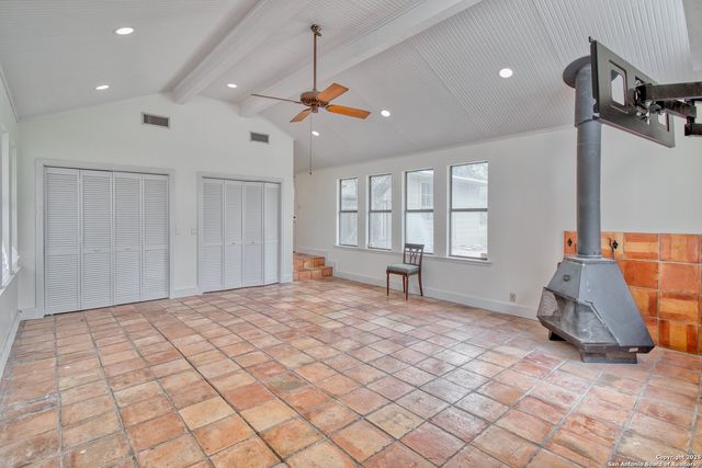 8 WILDWOOD TRL, New Braunfels, TX 78130