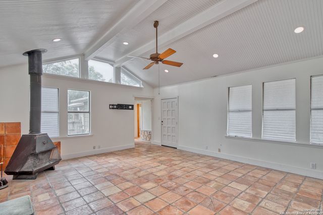 8 WILDWOOD TRL, New Braunfels, TX 78130