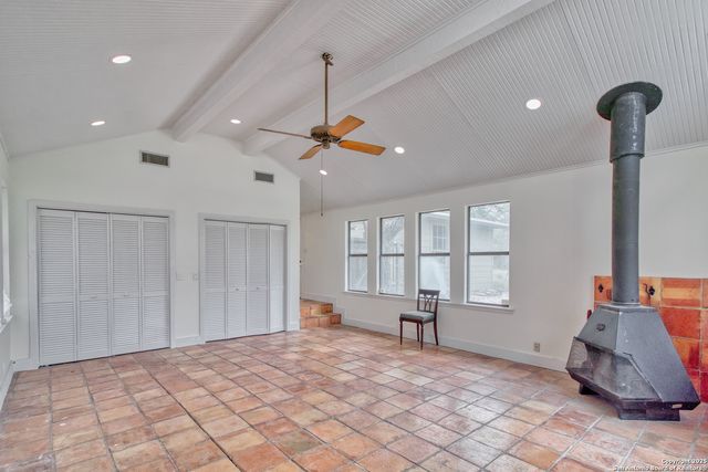 8 WILDWOOD TRL, New Braunfels, TX 78130