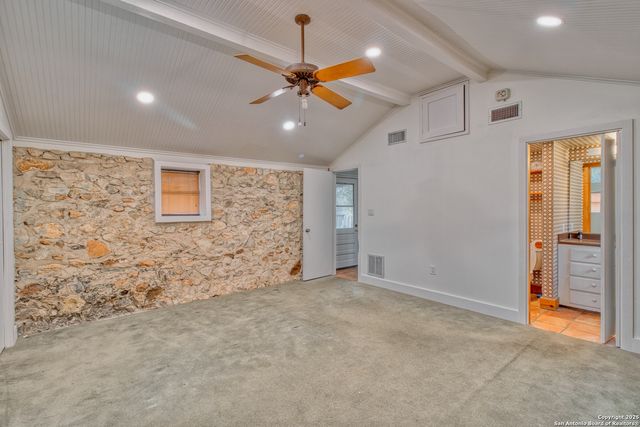 8 WILDWOOD TRL, New Braunfels, TX 78130