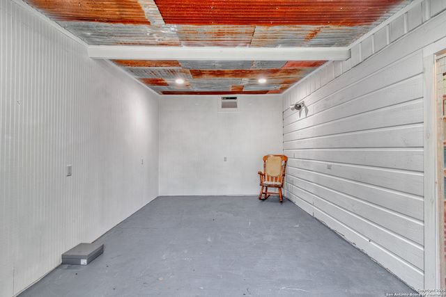 8 WILDWOOD TRL, New Braunfels, TX 78130