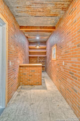 8 WILDWOOD TRL, New Braunfels, TX 78130