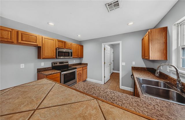 3 Shere Lane, Bella Vista, AR 72714