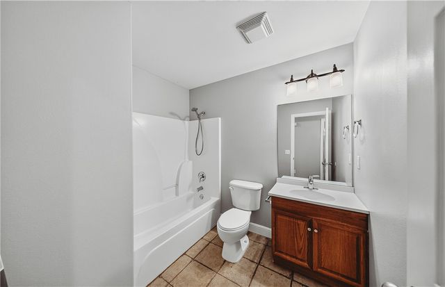 3 Shere Lane, Bella Vista, AR 72714
