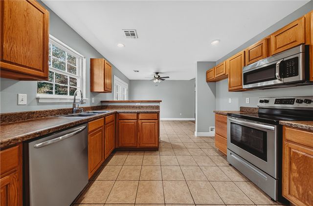 3 Shere Lane, Bella Vista, AR 72714