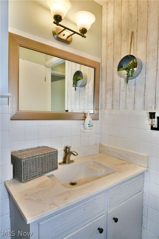 804 Hartzell Avenue, Niles, OH 44446