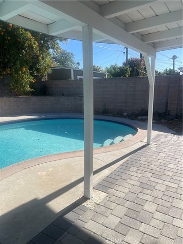 22620 Mobile Street, West Hills, CA 91307