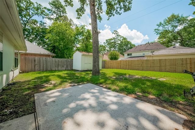 3223 Candlepine Drive, Spring, TX 77388