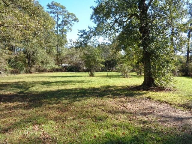 7521 Old Highway 105 W, Conroe, TX 77304