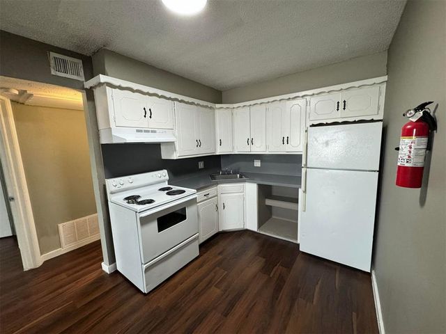 5825 NW 34th Street, Oklahoma City, OK 73122