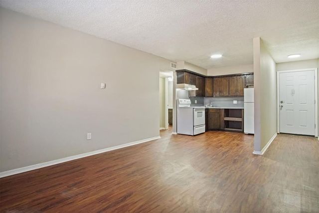 5825 NW 34th Street, Oklahoma City, OK 73122