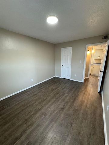 5825 NW 34th Street, Oklahoma City, OK 73122