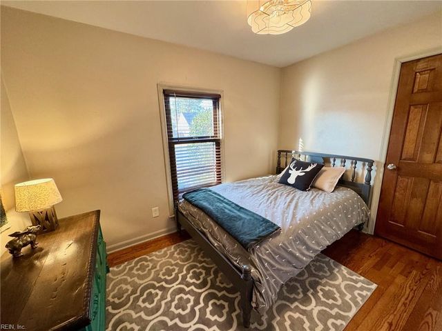 1221 Grenadier DR, Chesapeake, VA 23322