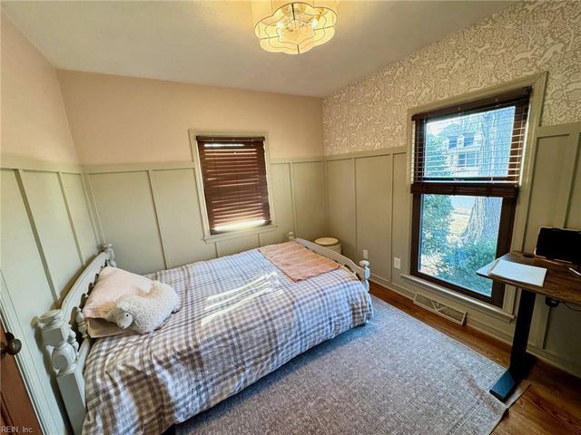 1221 Grenadier DR, Chesapeake, VA 23322