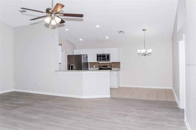 2544 MEADOW OAKS LOOP, Clermont, FL 34714