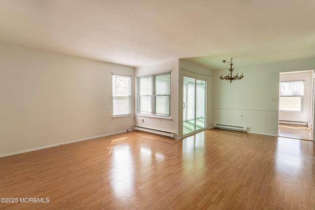 73 Buckingham Drive N, Manchester, NJ 08759