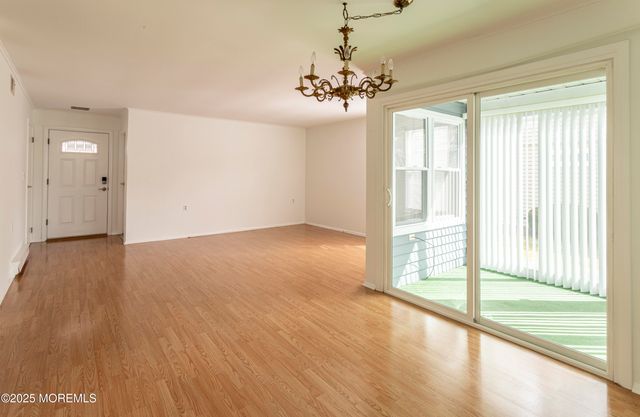 73 Buckingham Drive N, Manchester, NJ 08759