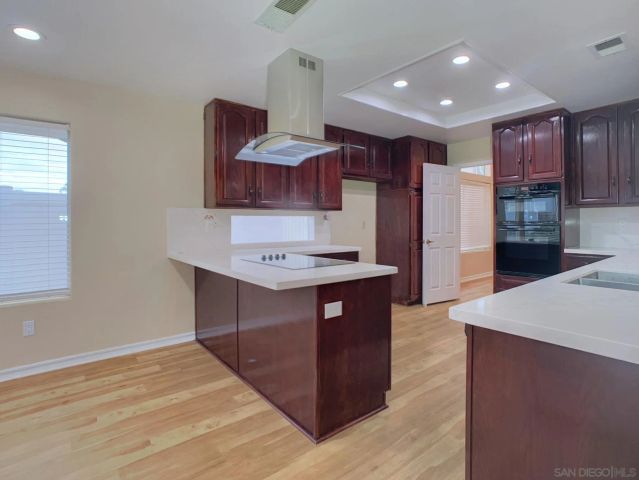 31352 Via Eduardo, Temecula, CA 92592