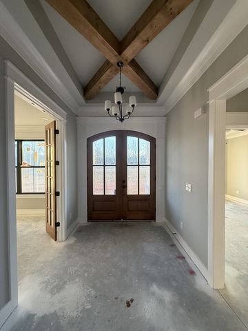 933 Ovoca Lake Rd, Tullahoma, TN 37388