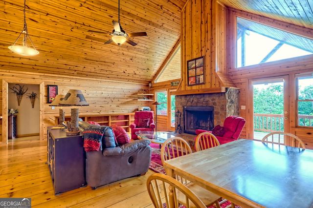 331 Black Bear Den Road, Clayton, GA 30525