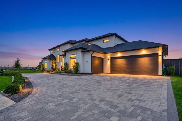 512 Basil Leaf Lane, Richmond, TX 77406