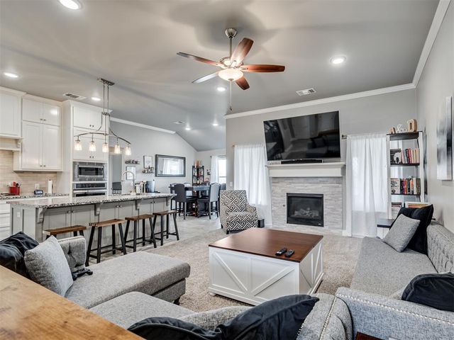 1001 NE 34th Terrace, Moore, OK 73160